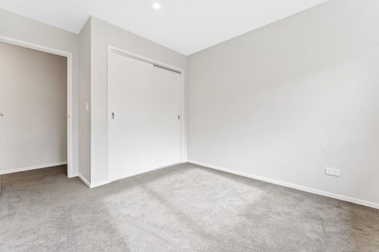 Photo of property in 6 Te Roera Place, Riverhead, 0820