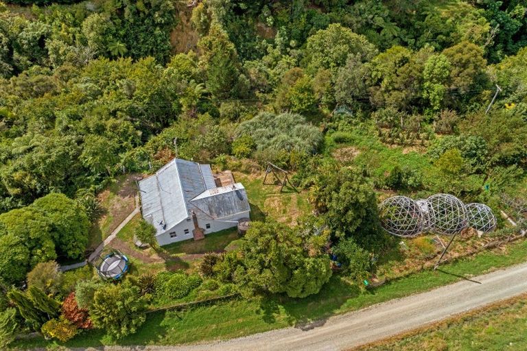Photo of property in 784 Glenroy Road, Whangara, Gisborne, 4073
