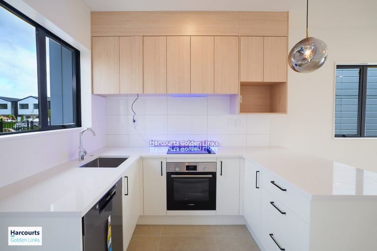 Photo of property in 35 Matipo Road, Mairangi Bay, Auckland, 0630