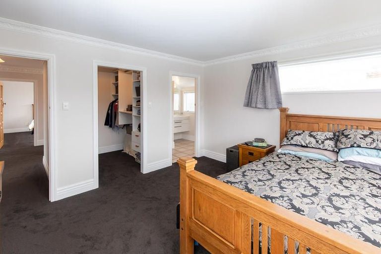 Photo of property in 126 Signal Hill Road, Opoho, Dunedin, 9010