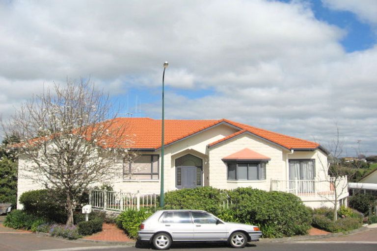 Photo of property in 14 Guildford Place, Bethlehem, Tauranga, 3110