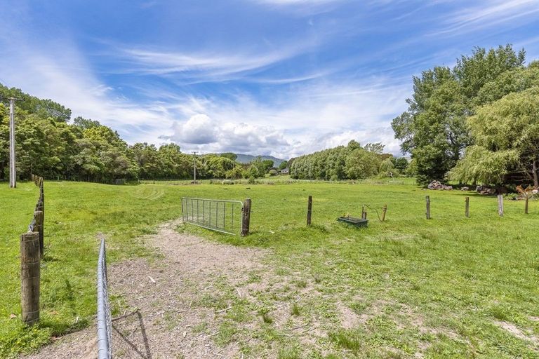 Photo of property in 75 Makora Road, Otaihanga, Paraparaumu, 5036