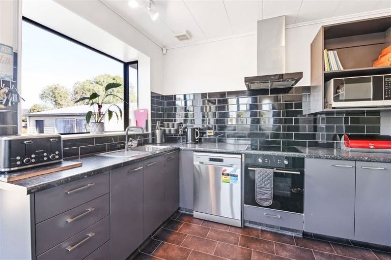 Photo of property in 4 Cossar Street, Burwood, Christchurch, 8083