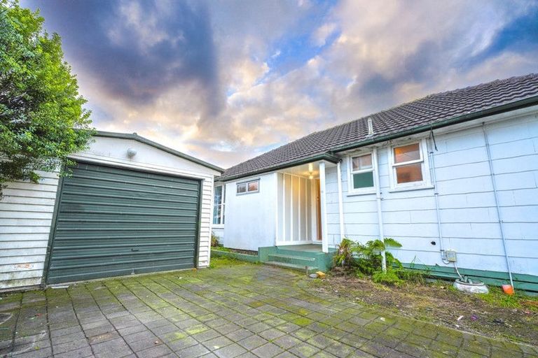 Photo of property in 15 Odette Street, Bader, Hamilton, 3206