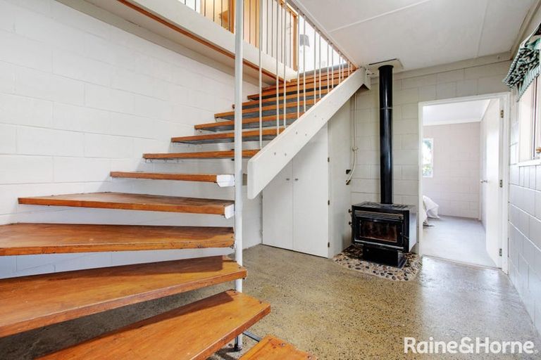 Photo of property in 2/90 Rosier Road, Glen Eden, Auckland, 0602
