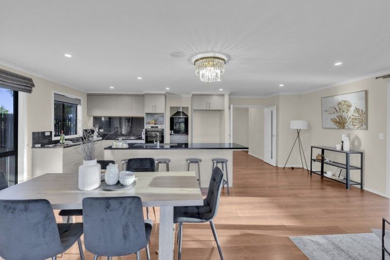 Photo of property in 71 Probert Crescent, Chartwell, Hamilton, 3210