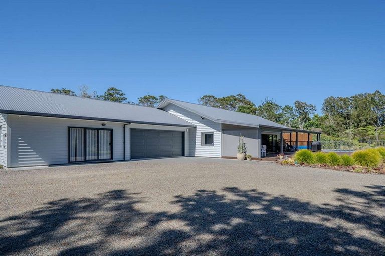 Photo of property in 244 Waimate North Road, Kerikeri, 0293