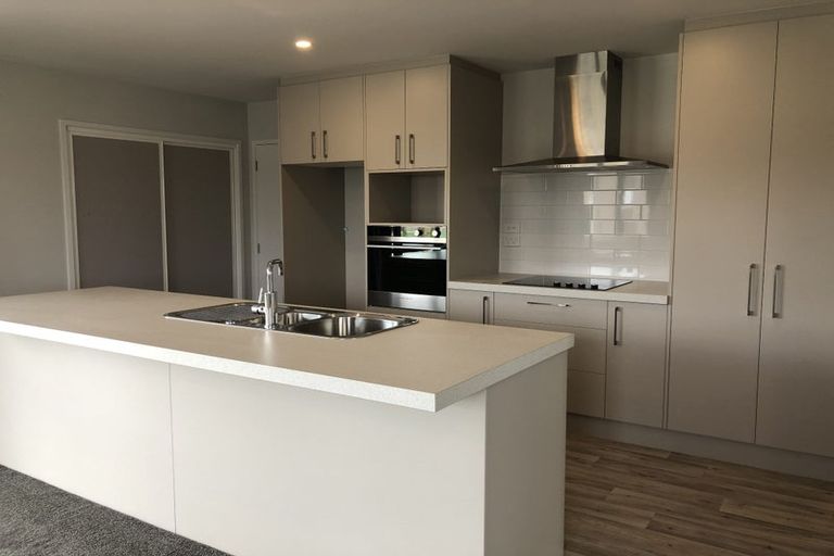 Photo of property in 39 Northmoor Boulevard, Rolleston, 7615