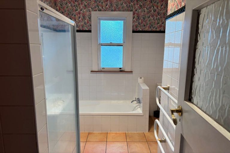 Photo of property in 90 Waipapa Road, Hataitai, Wellington, 6021