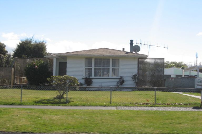 Photo of property in 129 Te Rangitautahanga Road, Turangi, 3334