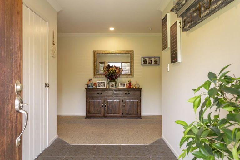 Photo of property in 7 Hurunui Lane, Kinloch, Taupo, 3377