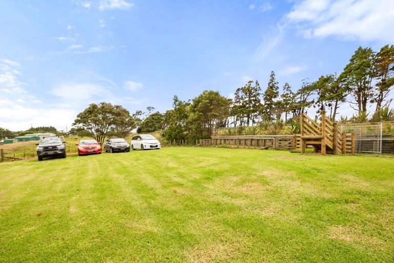 Photo of property in 175 Ireland Road, Waitoki, Kaukapakapa, 0871
