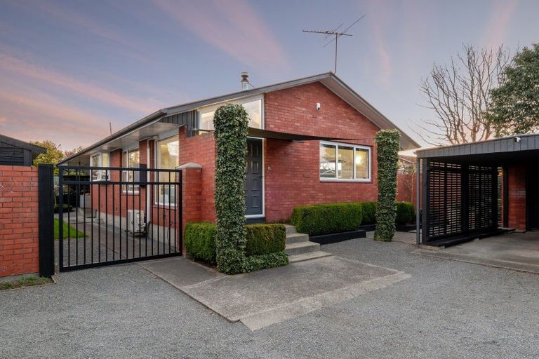 Photo of property in 70a Toorak Avenue, Avonhead, Christchurch, 8042