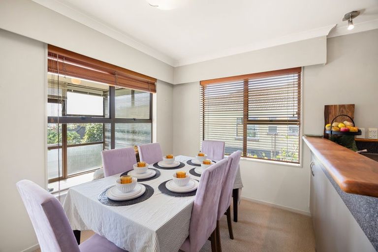 Photo of property in 5a Holden Avenue, Forest Lake, Hamilton, 3200