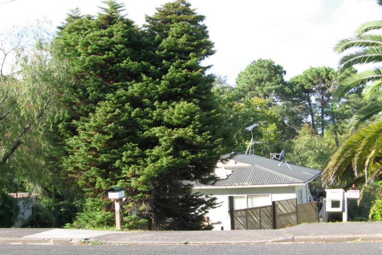 Photo of property in 1/20 Marina Road, Torbay, Auckland, 0630
