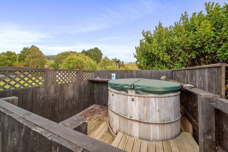 Photo of property in 34 Wharekauri Road, Mimi, Urenui, 4377