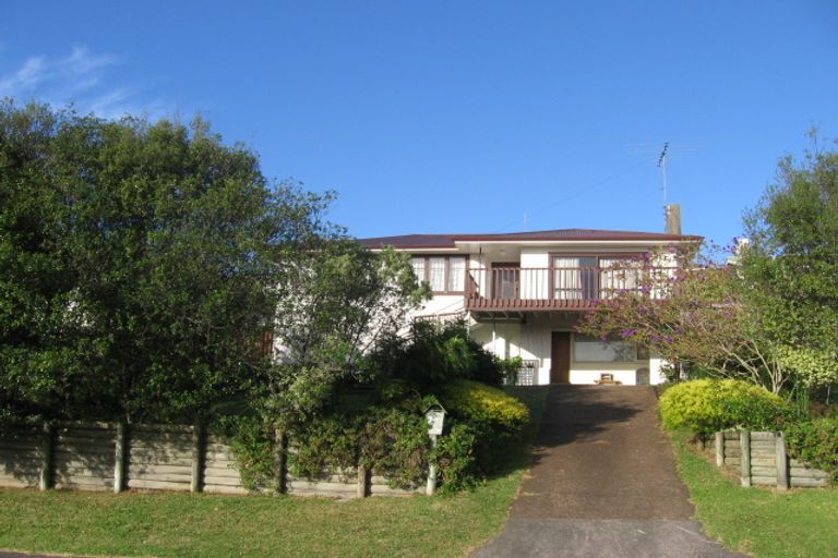 Photo of property in 50 Bruce Road, Glenfield, Auckland, 0629