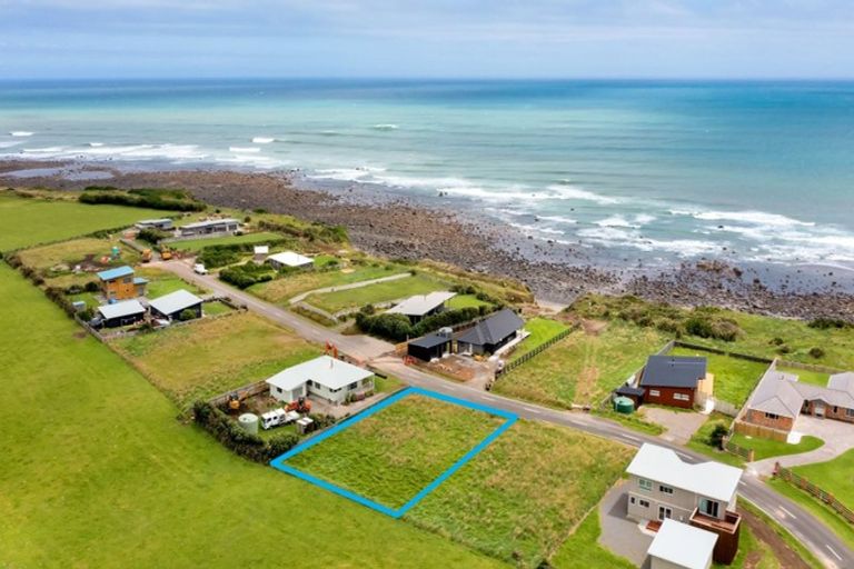 Photo of property in 289 Tai Road, Opunake, 4681