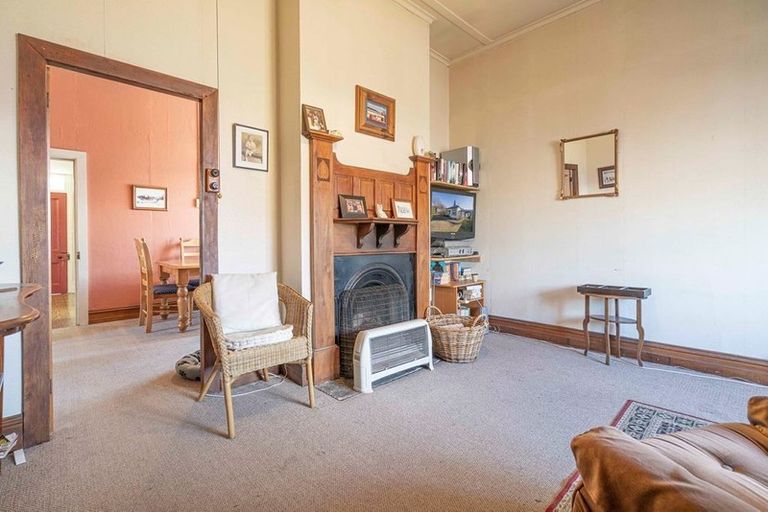 Photo of property in 8 Fraser Street, Clyde, 9330