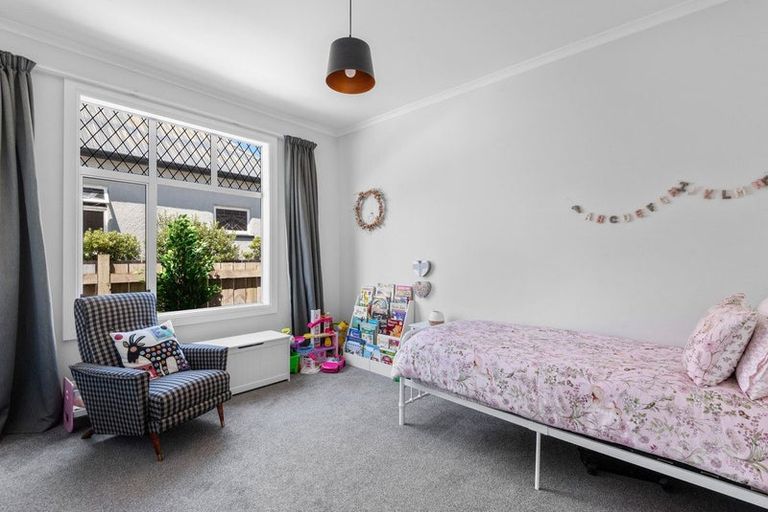 Photo of property in 15 West Avenue, Saint Clair, Dunedin, 9012