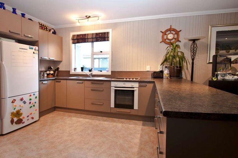 Photo of property in 15 Stephens Street, Waikiwi, Invercargill, 9810