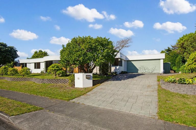 Photo of property in 51 Milne Drive, Paraparaumu, 5032