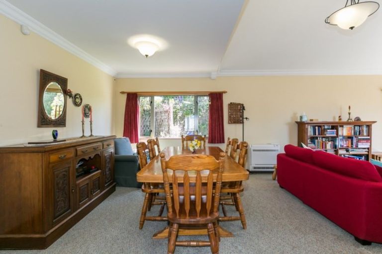 Photo of property in 71 Napier Terrace, Hospital Hill, Napier, 4110