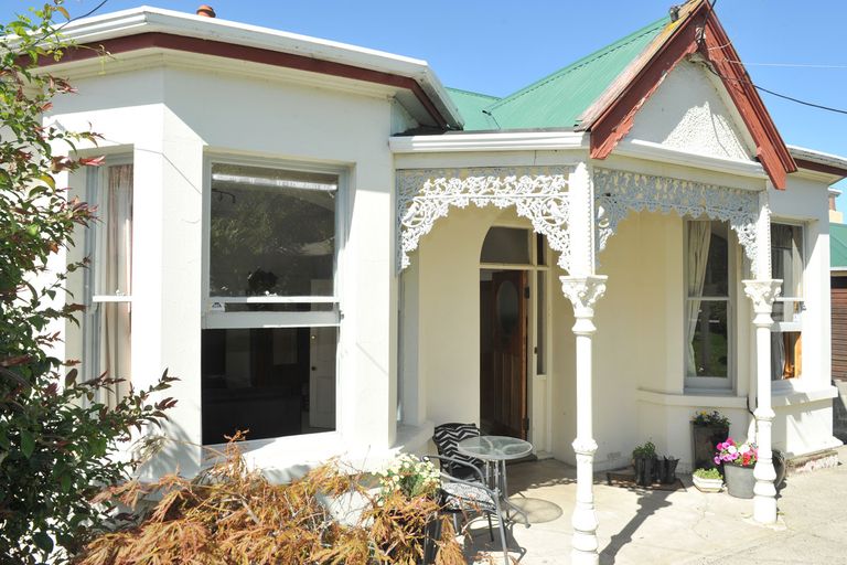 Photo of property in 3 Neidpath Road, Mornington, Dunedin, 9011
