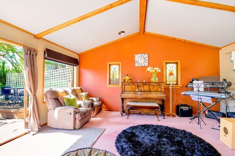 Photo of property in 19 Reynolds Street, The Glen, Dunedin, 9011