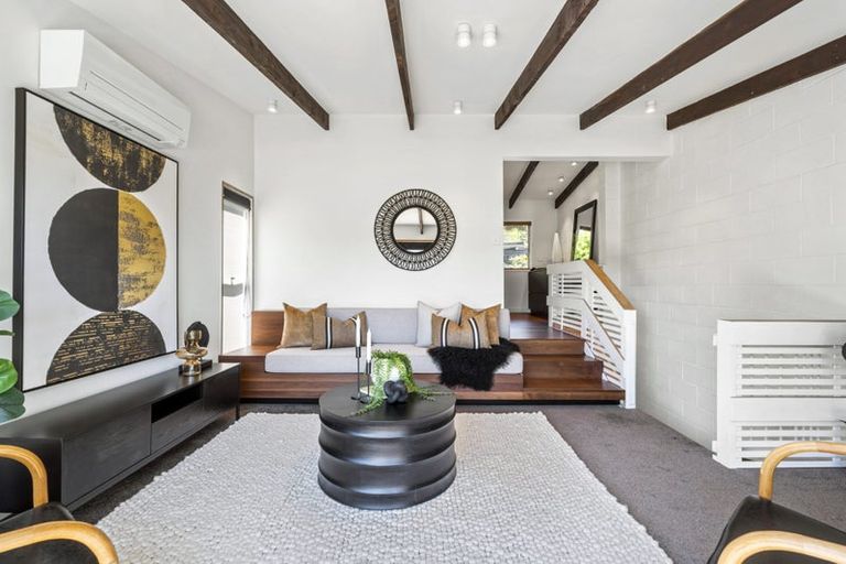 Photo of property in 8/7 Balmain Road, Birkenhead, Auckland, 0626