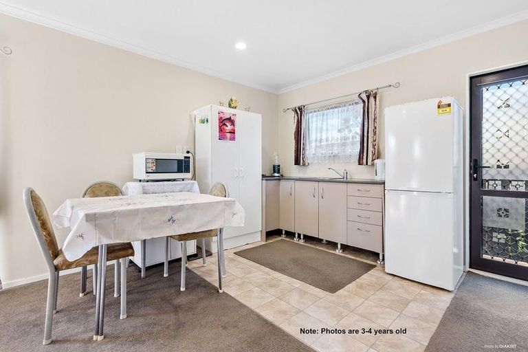 Photo of property in 18 Dungarvon Place, Clendon Park, Auckland, 2103