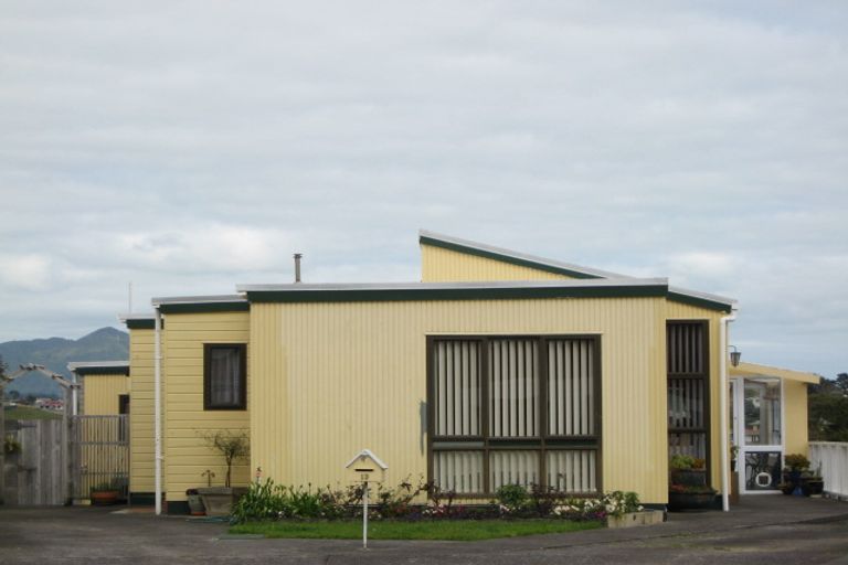 Photo of property in 13 Carver Place, Lynmouth, New Plymouth, 4310