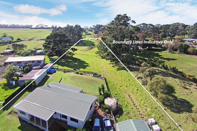 Photo of property in 110 Reid Road, Glenbrook, Waiuku, 2681