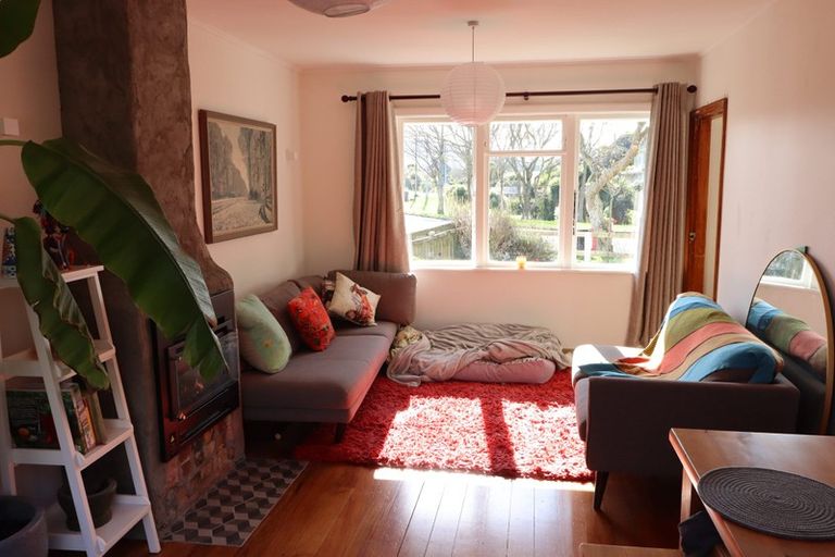 Photo of property in 479c Riverside Drive, Fairfield, Lower Hutt, 5011