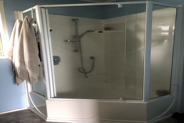 Photo of property in 16 Sunburst Lane, Torbay, Auckland, 0630