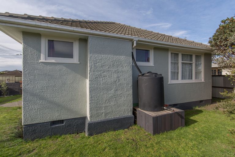 Photo of property in 15 Cygnet Street, North New Brighton, Christchurch, 8083