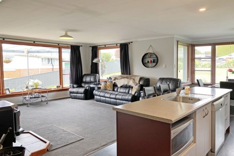 Photo of property in 8 Christie Street, Balclutha, 9230