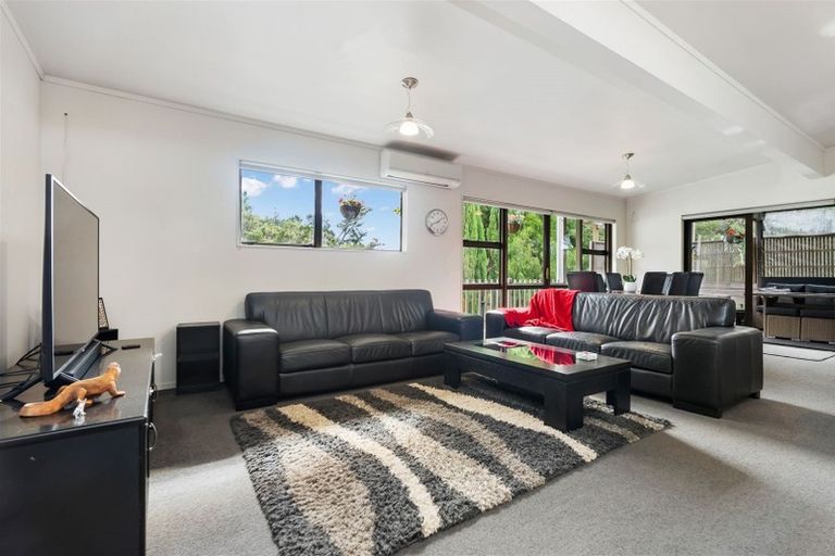 Photo of property in 17 Ward Drive, Opua, 0200