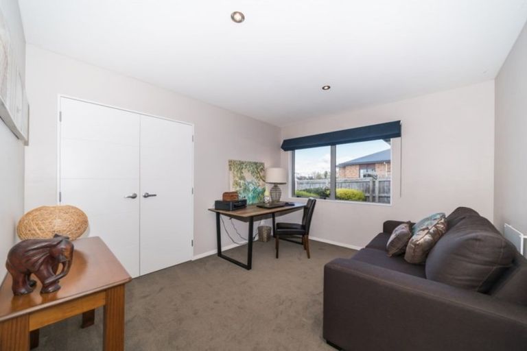 Photo of property in 14 Stonebridge Heights, Feilding, 4702