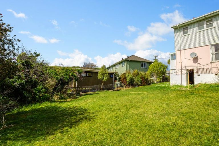 Photo of property in 71-73 Leicester Street, Cannons Creek, Porirua, 5024