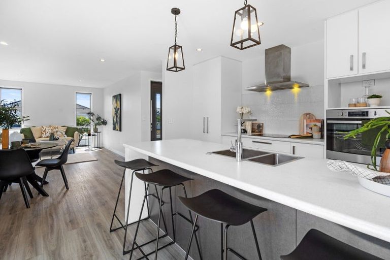 Photo of property in 50 Harding Drive, Papamoa Beach, Papamoa, 3118