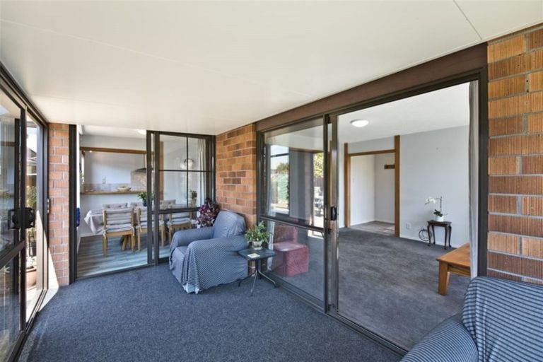 Photo of property in 20 Karnak Crescent, Russley, Christchurch, 8042