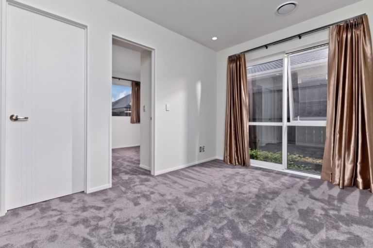 Photo of property in 208 Wainui Road, Silverdale, 0932