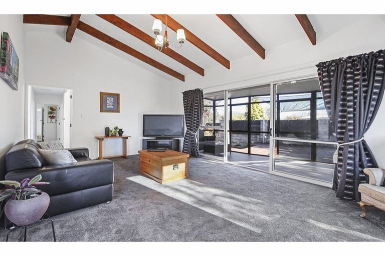 Photo of property in 45 Bush Street, Rangiora, 7400