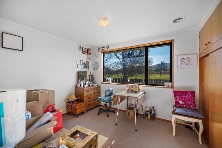 Photo of property in 2915 Tarras-cromwell Road, Tarras, Cromwell, 9383