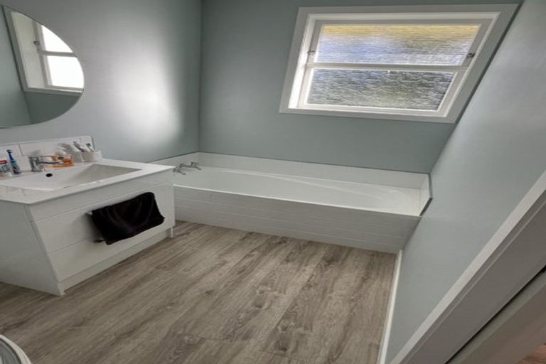 Photo of property in 48b Skerman Street, Marton, 4710