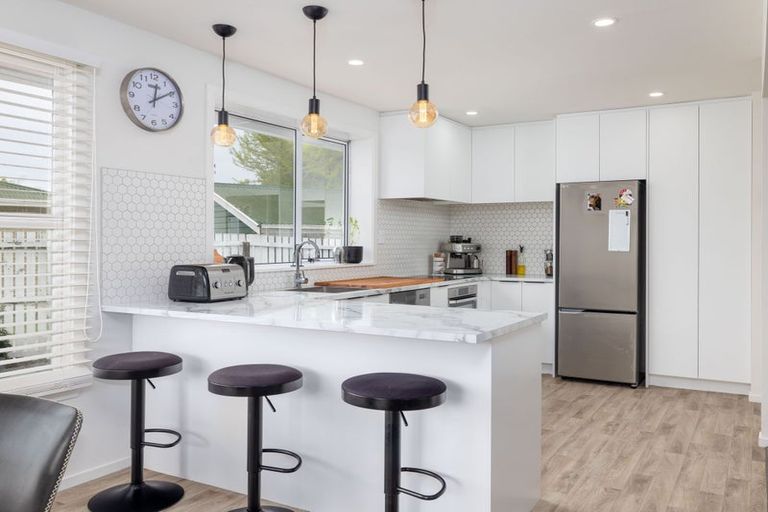 Photo of property in 16b Opal Place, Casebrook, Christchurch, 8051