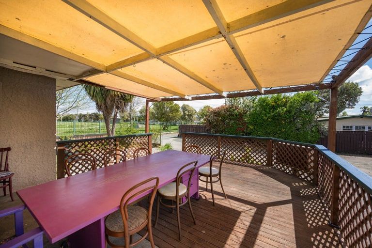 Photo of property in 283 Seaview Road, Stoke, Nelson, 7011