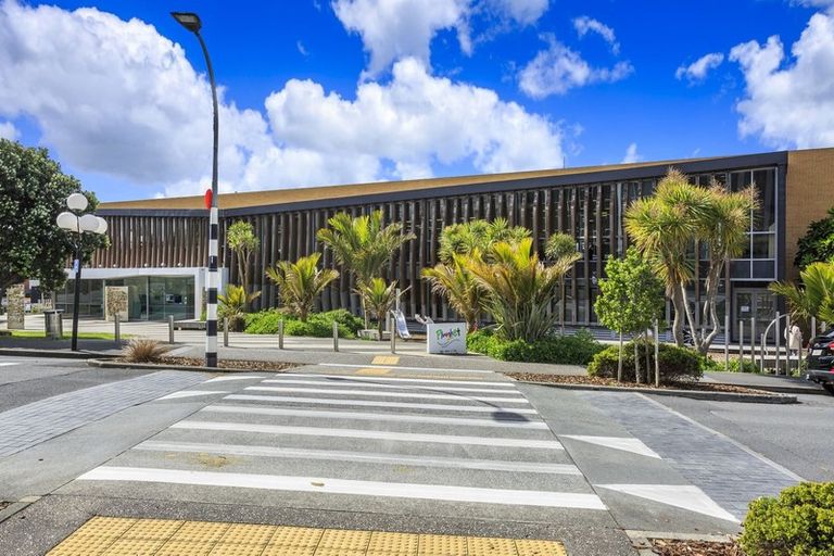 Photo of property in 309/19 Rawene Road, Birkenhead, Auckland, 0626