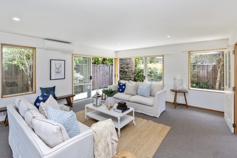 Photo of property in 2 Hurunui Street, Cracroft, Christchurch, 8025